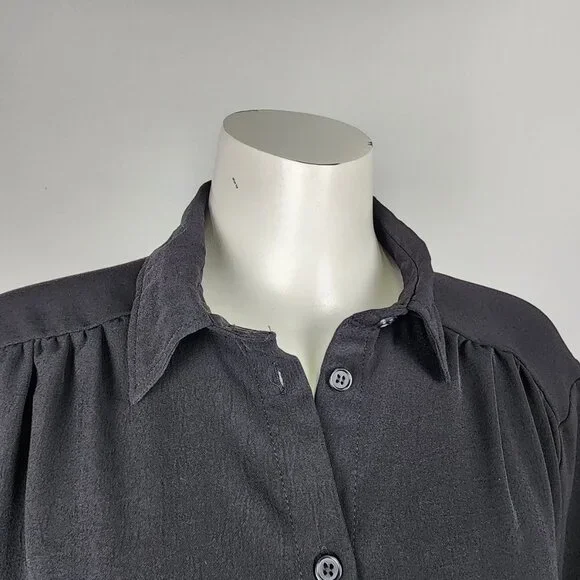 Have Black Pleated Button Up Long Sleeves Top Size L - Picture 2 of 9